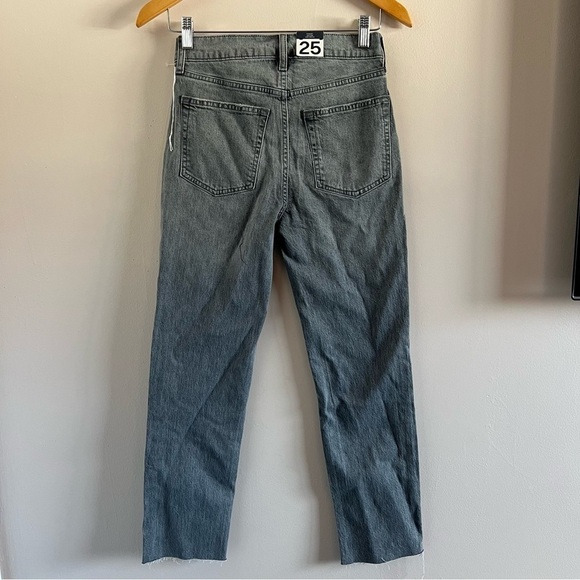 Gap | NWT High Rise Cheeky Straight Jeans - Picture 6 of 8